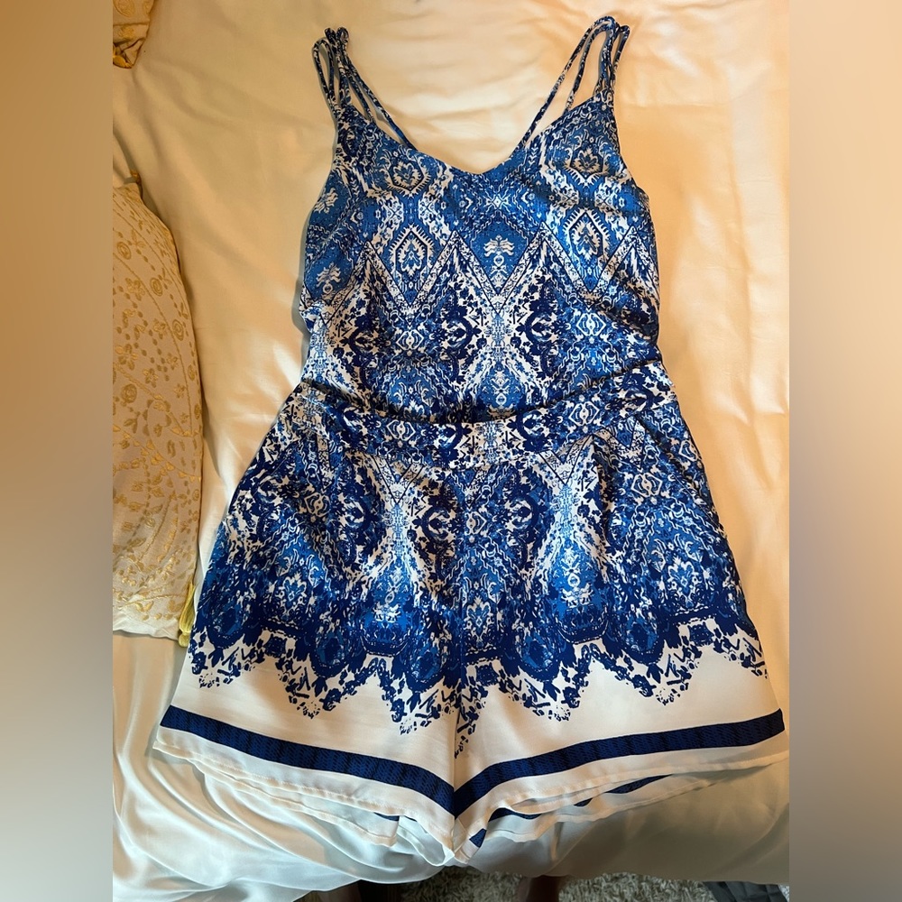 Fabrik Blue and White Short and Top Set